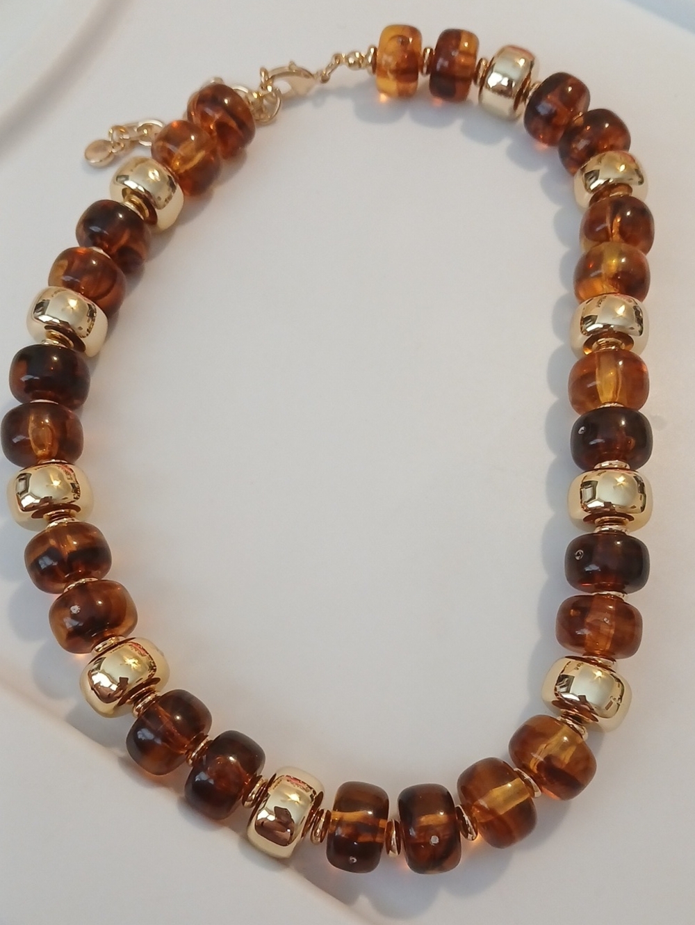 Fashion Jewelry Amber Bead and Gold Accent Necklace